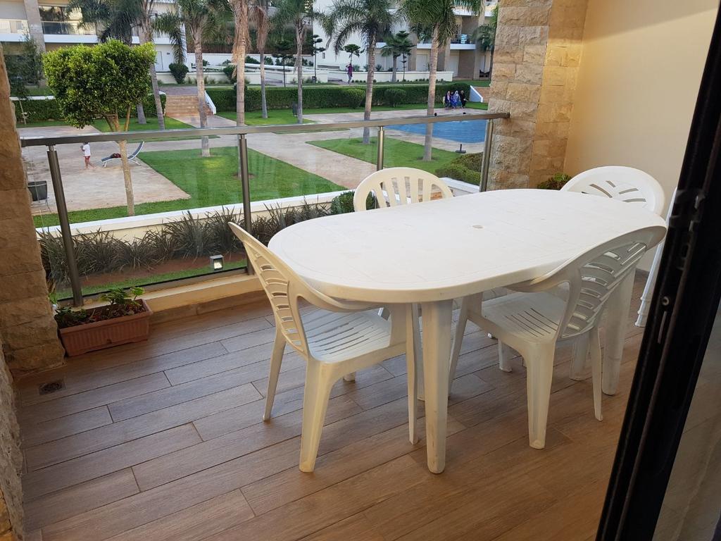 Plage Des Nations Apartment Sidi Bouqnadel Экстерьер фото